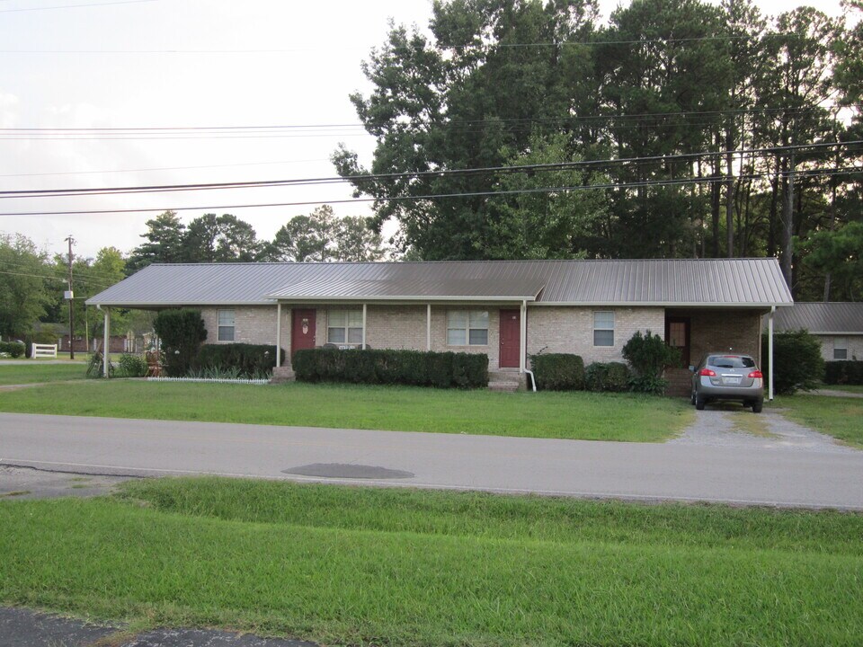 103 N Roosevelt St in Tullahoma, TN - Building Photo