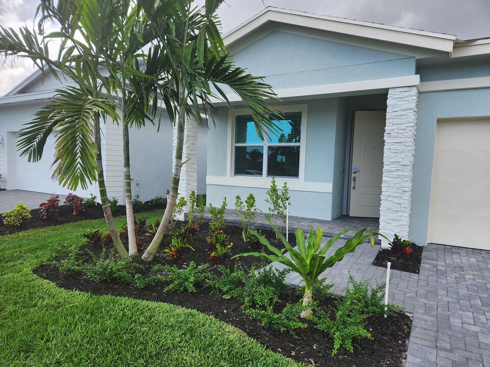 13407 Peace Pl in Delray Beach, FL - Building Photo