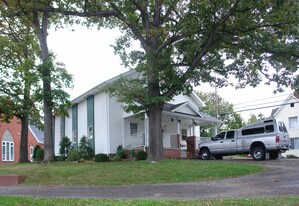 140-b Grand Ave in Mars, PA - Building Photo