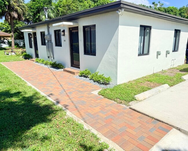 607 NW 15th Ave, Unit 607