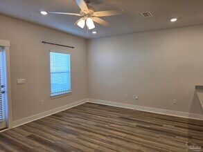 9525 Nature Crk Cir in Bellview, FL - Building Photo - Building Photo