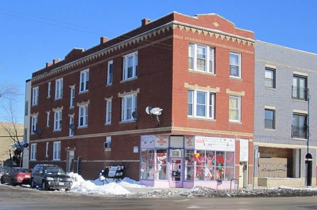 3824 W North Ave in Chicago, IL - Foto de edificio - Building Photo