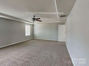 9011 Paddle Oak Rd in Charlotte, NC - Building Photo - Building Photo