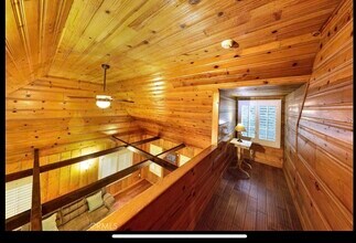 24913 Matterhorn Ct in Crestline, CA - Building Photo - Building Photo