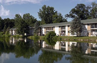 The Windjammer Apartments in Toledo, OH - Building Photo