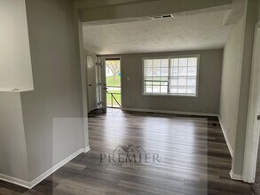 505 N Geronimo Dr in Independence, MO - Building Photo - Building Photo