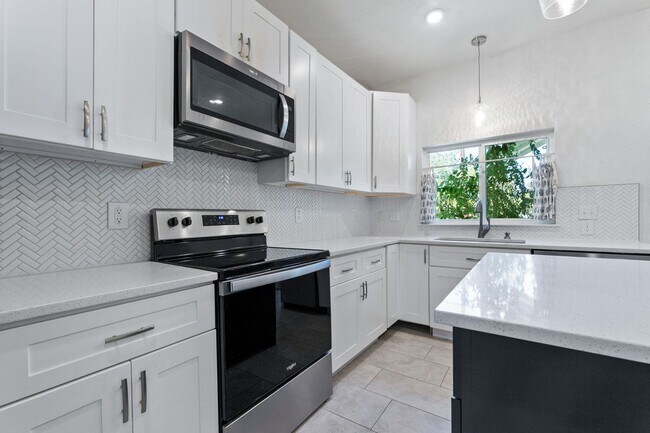 220 Laclede Ave in San Antonio, TX - Building Photo - Building Photo