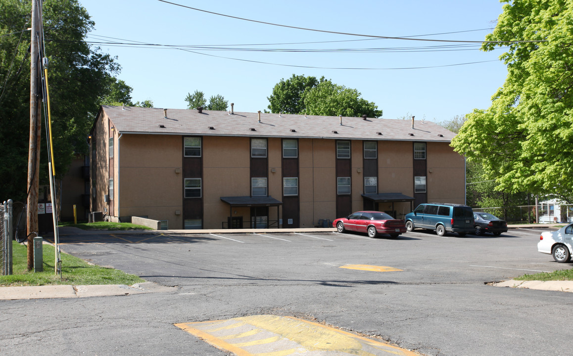 Blue Rock Apartments in Kansas City, MO - Building Photo