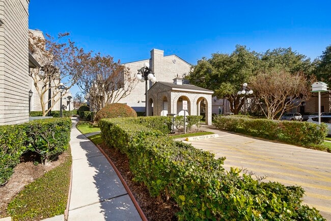 property at 7396 Regency Square Ct