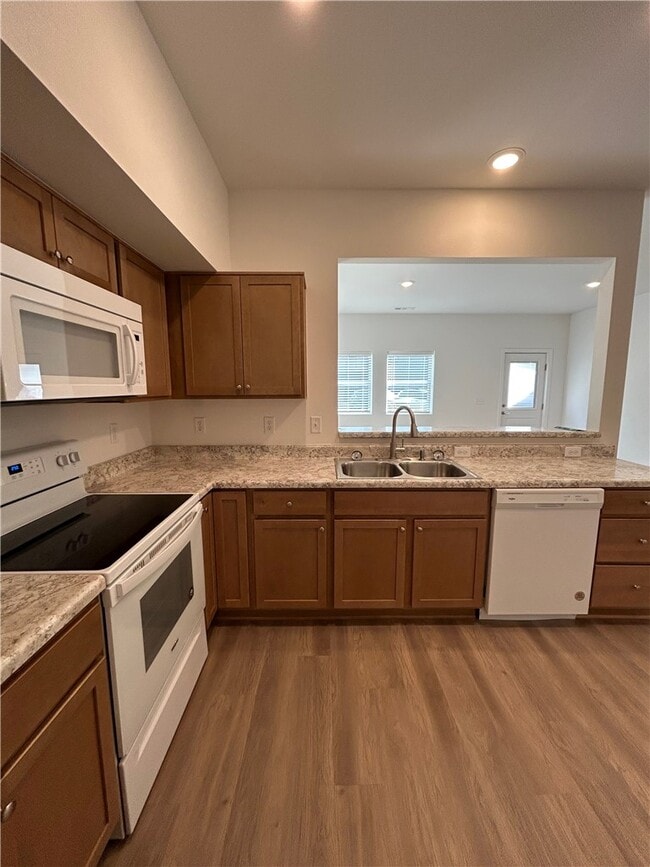 property at 2806 W Mockingbird Ln