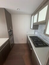 100 Lovejoy Wharf in Boston, MA - Building Photo - Building Photo