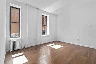 101 Stanton St in New York, NY - Building Photo - Building Photo