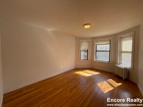 108 Peterborough St, Unit 11-14 in Boston, MA - Building Photo - Building Photo