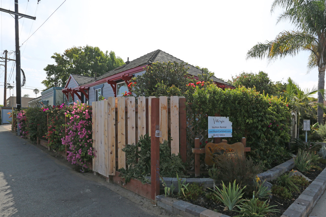 3044 State St in Carlsbad, CA - Building Photo