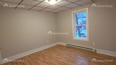 147 Oak St in Clinton, MA - Building Photo - Building Photo