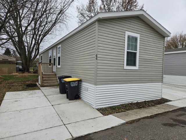 property at 66 Knoll Ln