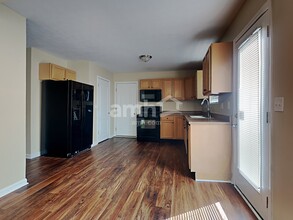 9021 Braxton Dr in Union, KY - Building Photo - Building Photo