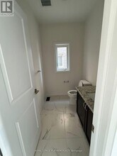 43 Mckernan Ave. in Brantford, ON - Building Photo - Building Photo