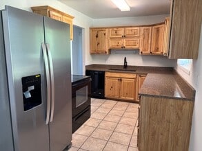724 Park Ln in Pocatello, ID - Foto de edificio - Building Photo