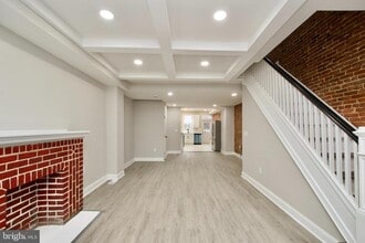 2208 Mt Royal Terrace in Baltimore, MD - Building Photo - Building Photo