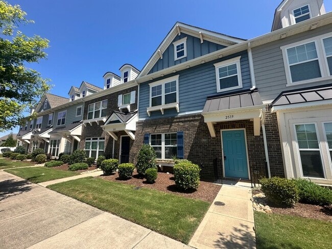 property at 2519 Bonterra Blvd