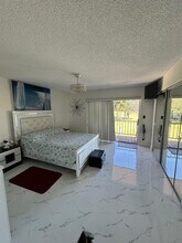 4557 Luxemburg Ct in Greenacres, FL - Building Photo - Building Photo