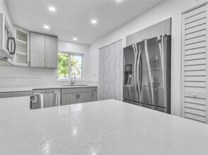 6505 SW 113th Pl in Miami, FL - Building Photo - Building Photo