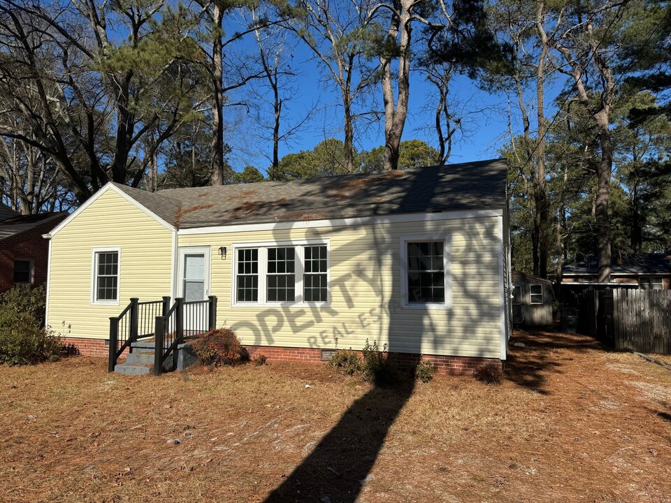 1416 Rosewood Ave in Rocky Mount, NC - Building Photo