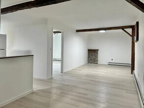 2432 NY-300 in Wallkill, NY - Building Photo - Building Photo