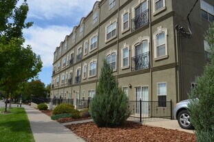 1986 S University Blvd, Unit 203 in Denver, CO - Building Photo