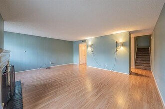 15927 Preston Rd in Dallas, TX - Building Photo - Building Photo