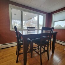 459 Medford St-Unit -1 in Malden, MA - Foto de edificio - Building Photo