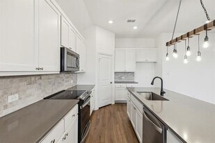 718 Declaration Dr in Princeton, TX - Building Photo