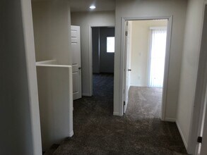 13924 Lemoli Ave in Hawthorne, CA - Building Photo - Building Photo