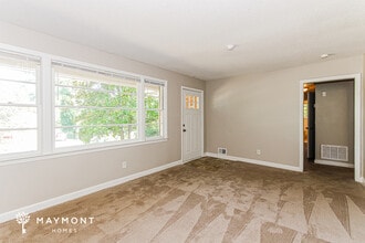 4010 Pine Cone Dr in Columbia, SC - Foto de edificio - Building Photo