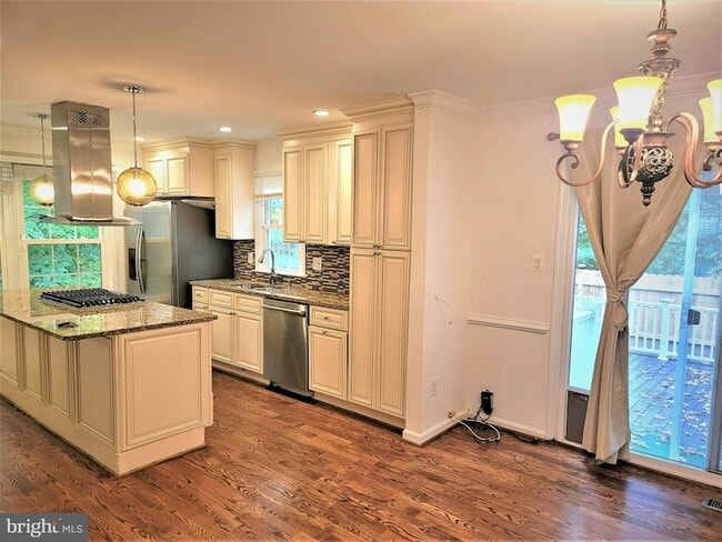 9446 Cloverdale Ct in Burke, VA - Building Photo - Building Photo