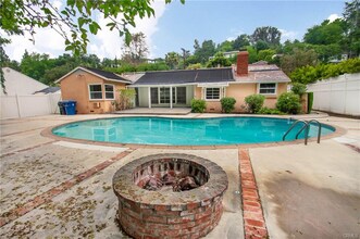 11258 Canton Dr in Los Angeles, CA - Building Photo - Building Photo