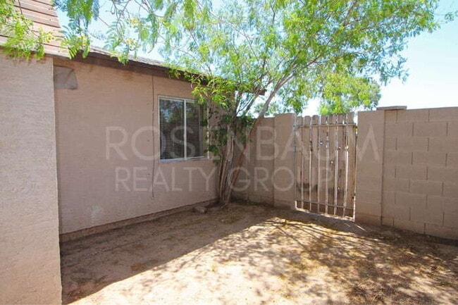 6440 E Alder Ave, Unit 101 in Mesa, AZ - Foto de edificio - Building Photo