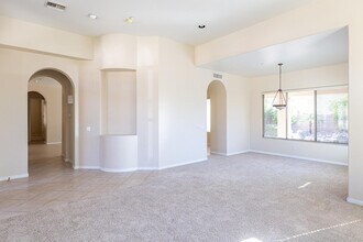 11183 E Beck Ln in Scottsdale, AZ - Building Photo - Building Photo