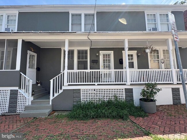 property at 23 Cornhill St