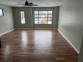 577 English St in Bristol, TN - Foto de edificio - Building Photo