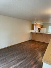4862-4866 SW 150th Pl in Beaverton, OR - Building Photo - Building Photo