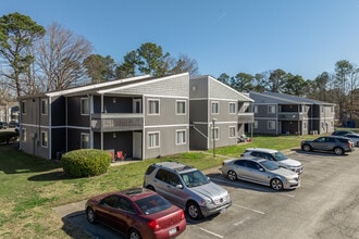 Woodscape Apartments in Newport News, VA - Building Photo - Building Photo