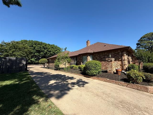 3713 Laurel Ln in Bedford, TX - Building Photo - Building Photo