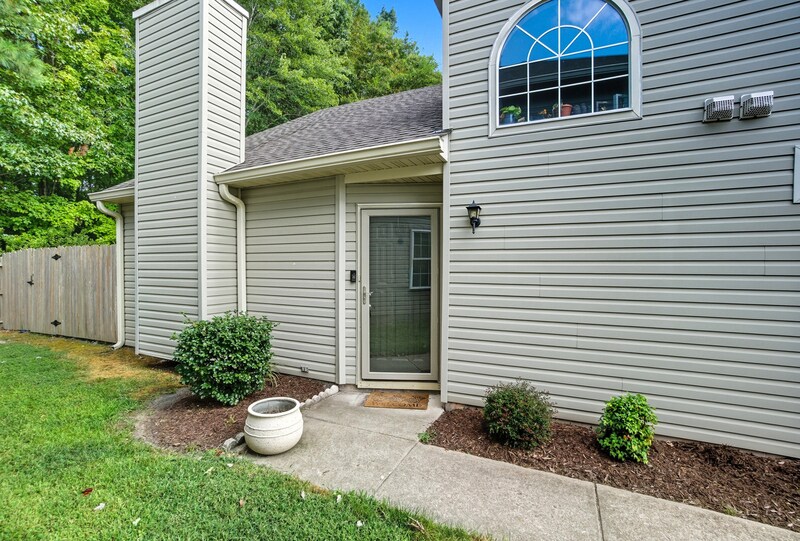3729 Peppercorn Way in Chesapeake, VA - Building Photo