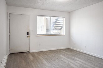 Latah Apartments in Pullman, WA - Building Photo - Building Photo
