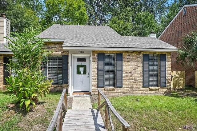 5207 Cumberland Cove Dr in Baton Rouge, LA - Building Photo