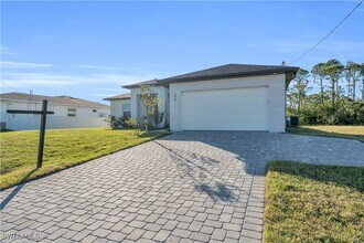 1034 Chiquita Blvd N in Cape Coral, FL - Building Photo - Building Photo