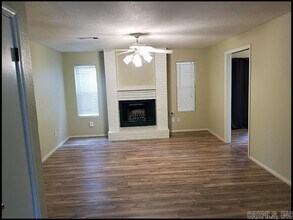 3 Ophelia Cove in Maumelle, AR - Building Photo - Building Photo