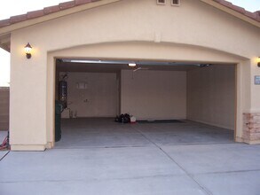 11730 E 28th Pl in Yuma, AZ - Foto de edificio - Building Photo
